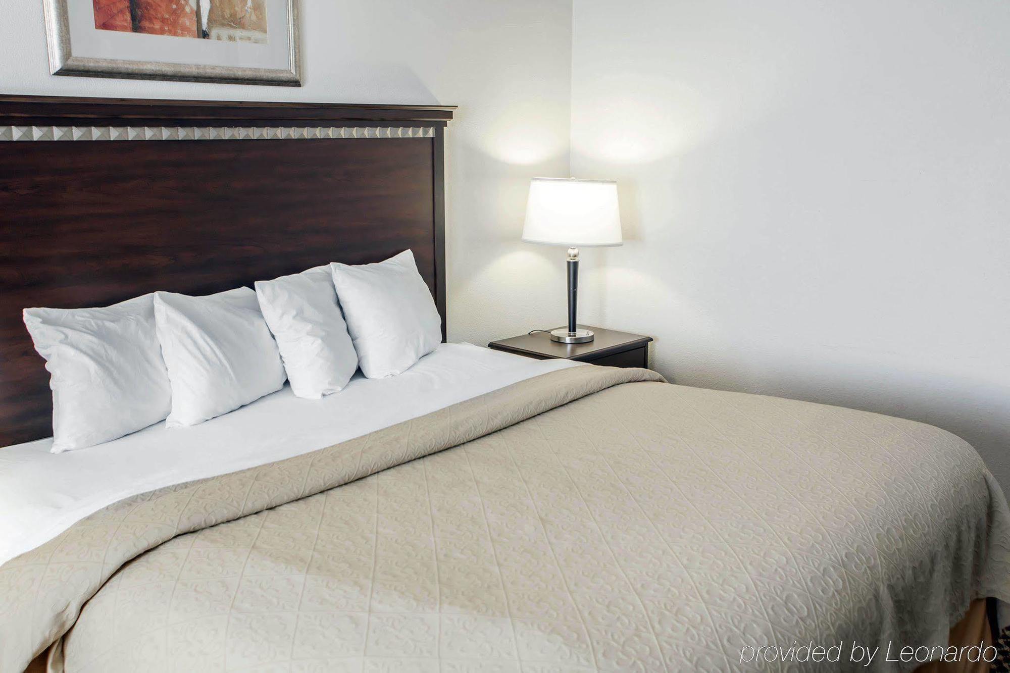 Quality Inn & Suites Bloomington University Area Екстер'єр фото