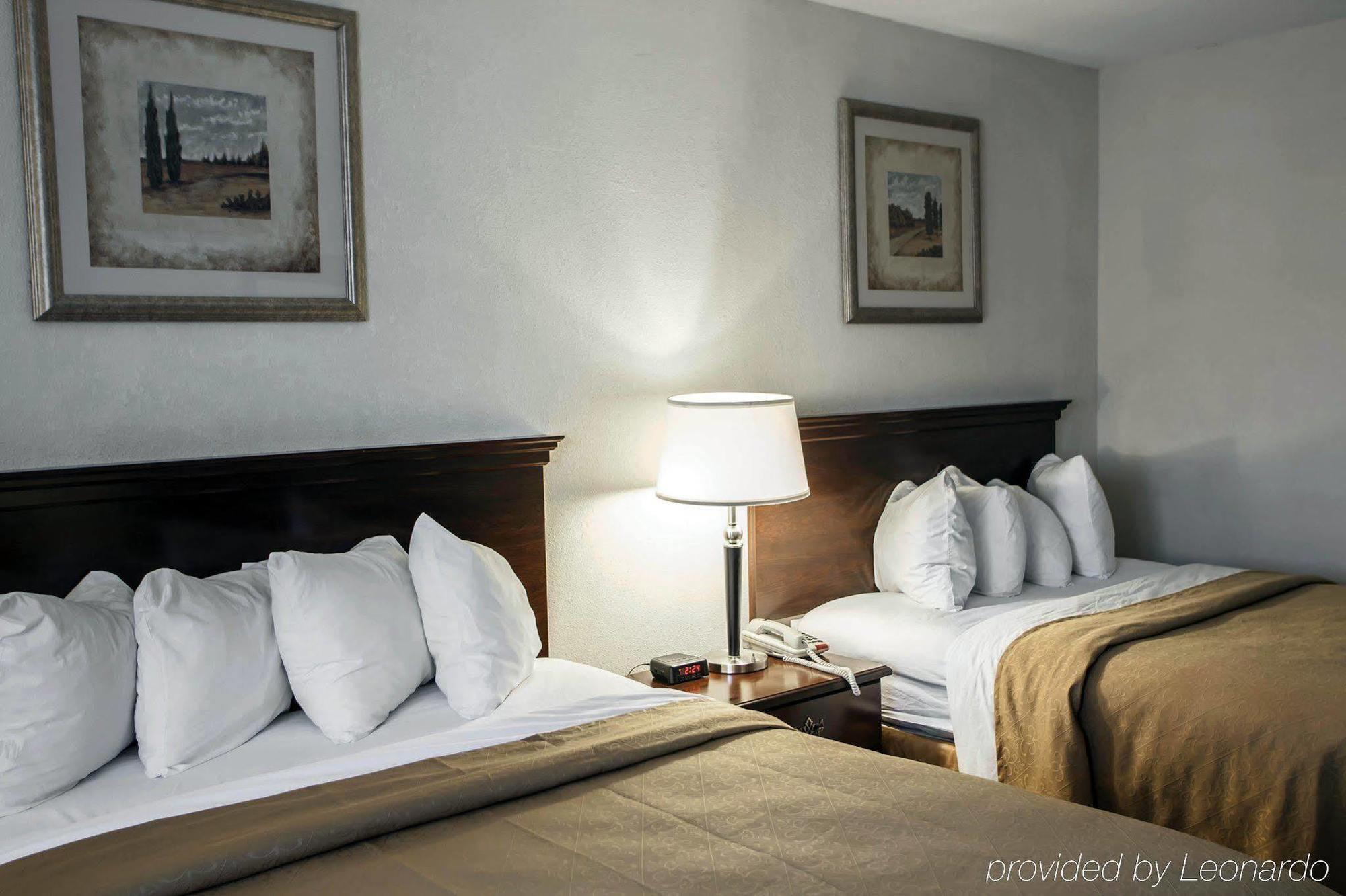 Quality Inn & Suites Bloomington University Area Екстер'єр фото