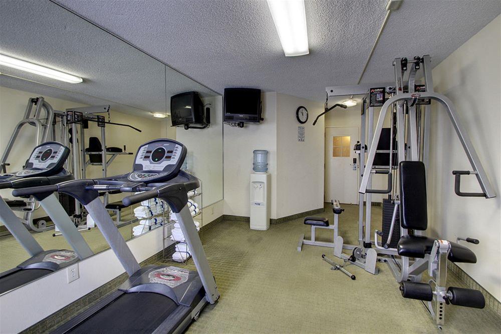 Quality Inn & Suites Bloomington University Area Екстер'єр фото